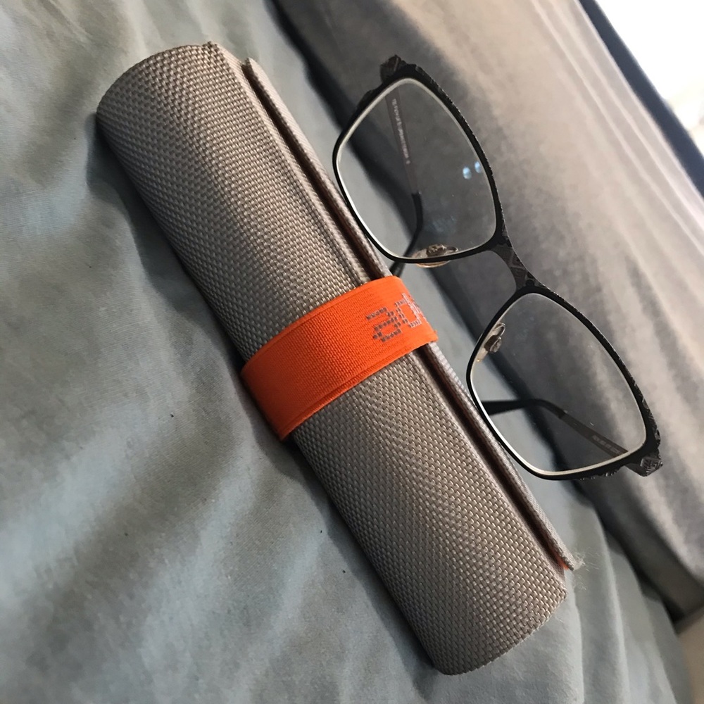 FYSH metal frame eyeglasses
